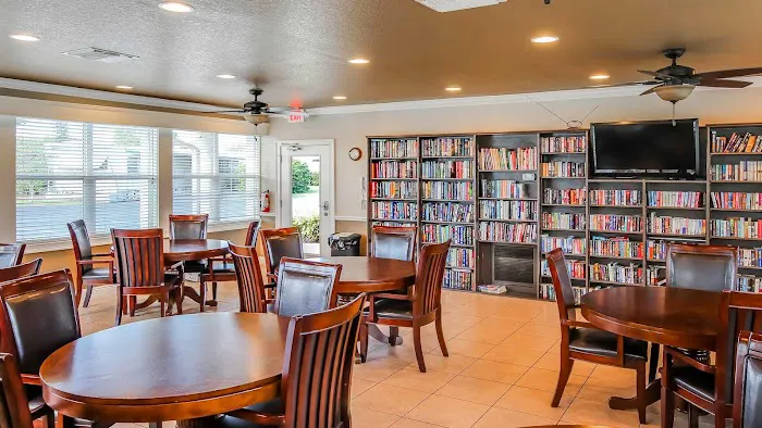 Lakeshore Landings Picture 7