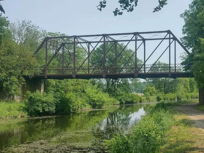 Hennepin Canal Lock 11 - campground Picture 8