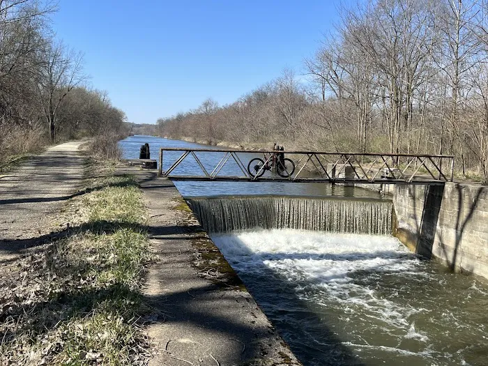 Hennepin Canal Lock 11 - campground Picture 10