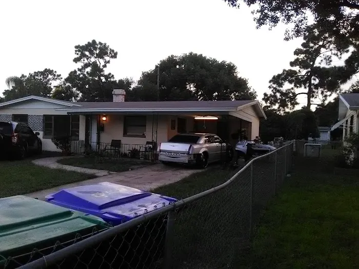 Carriage Court Central Manufactured Home Community Picture 7