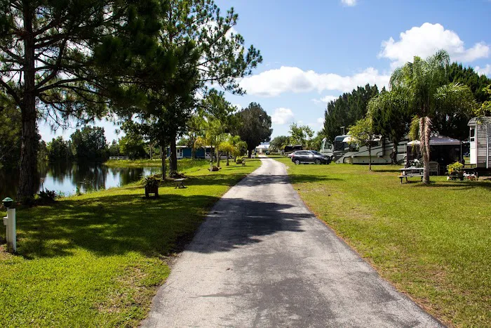 Lathroms Landing Rv Park South Picture 7