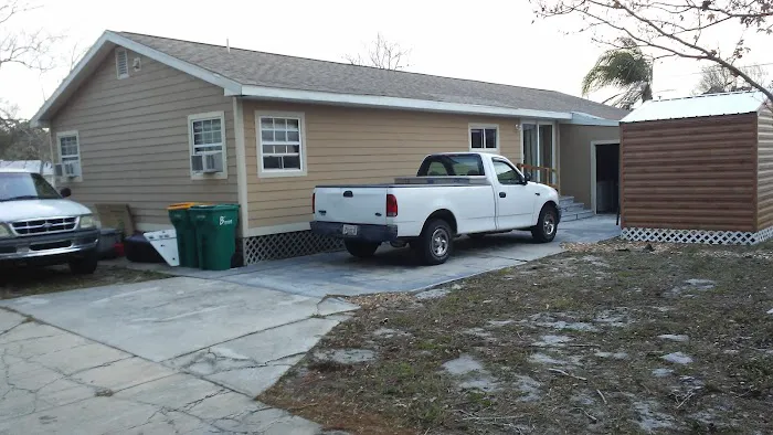 Pinewood Village Mobile Home Park Picture 9