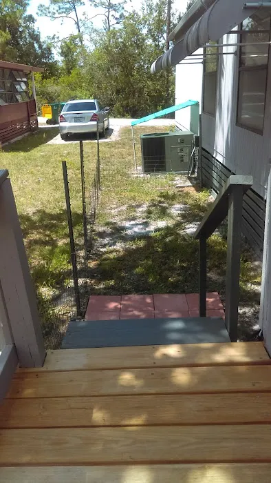 Pinewood Village Mobile Home Park Picture 5