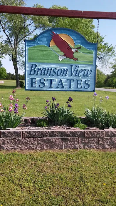 Branson View Estates Mobile Home Park Picture 3