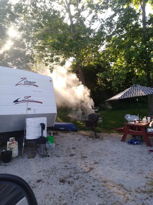 Branson View Estates Mobile Home Park Picture 9