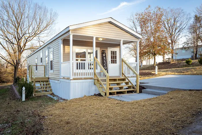 Northwoods Mobile Home Community - 55+ Picture 4