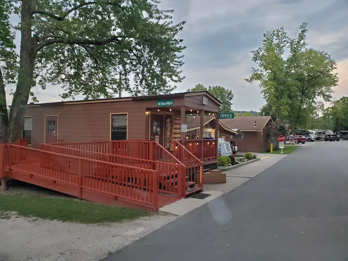 city of Branson rv park Picture 3