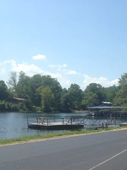 Branson Lakeside RV Park Picture 1