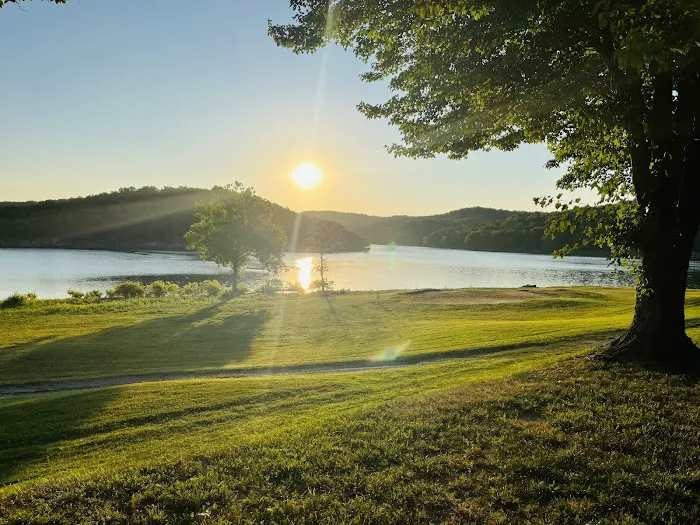 Ozarks Luxury RV Resort on Table Rock Lake Picture 7