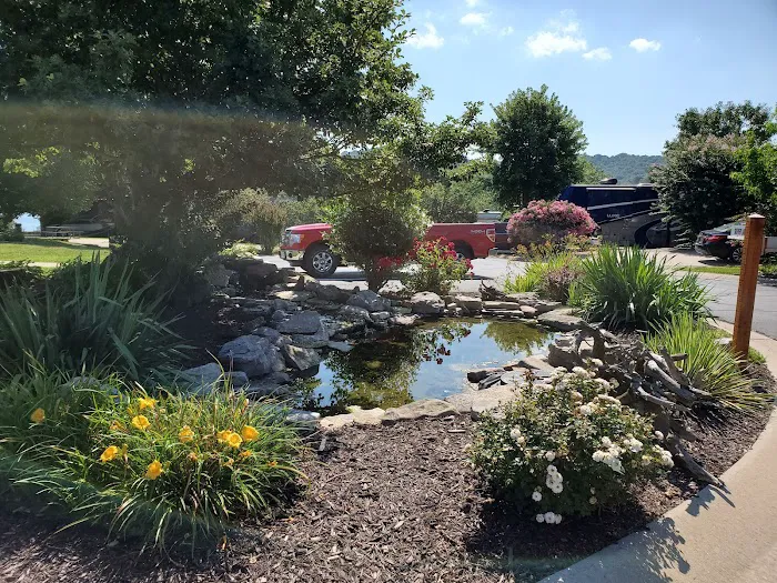 Ozarks Luxury RV Resort on Table Rock Lake Picture 10