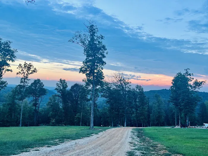 Outskirts of Heaven LLC RV Park & Cabins Picture 4