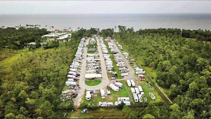Bay Palms RV Resort Picture 2