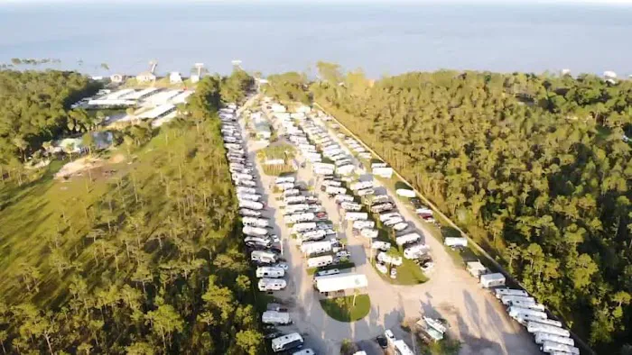 Bay Palms RV Resort Picture 5