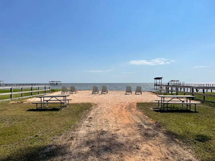 Bay Palms RV Resort Picture 3