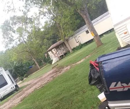Howards Rv Park
