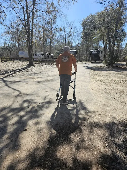 Riverside RV Park Picture 5