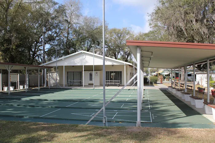 Wood Dale Mobile Home Park Picture 8