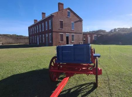 Fort Clinch State RV Park - Atlantic Beach Campground