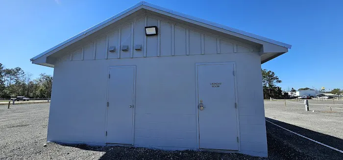 C & C RV Park Picture 3