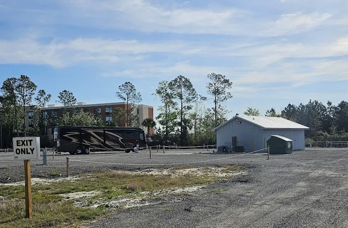 C & C RV Park Picture 2