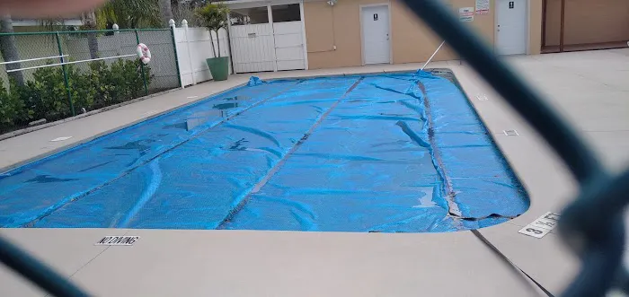 Tree Lane Village Mobile Home Park Picture 2