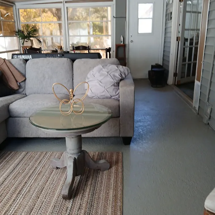 Floridian Mobile Home/RV Park Picture 10