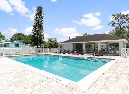 Rose Lake Estates
