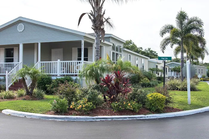Village of Tampa Mobile Home Community Picture 6
