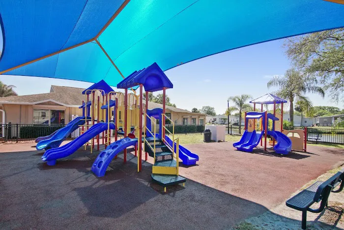 Village of Tampa Mobile Home Community Picture 5