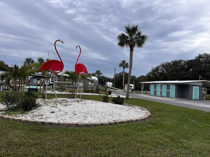 LITTLE FLAMINGO RV Picture 5