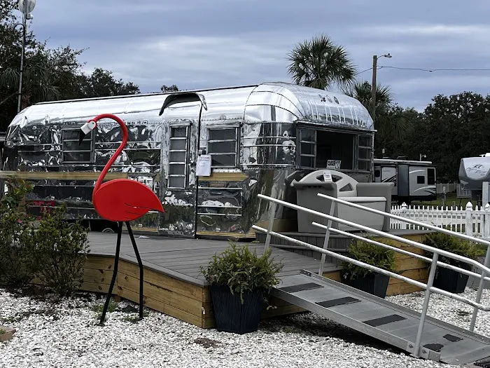 LITTLE FLAMINGO RV Picture 8