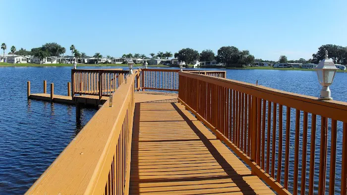 Crystal Lake - Zephyrhills Picture 5