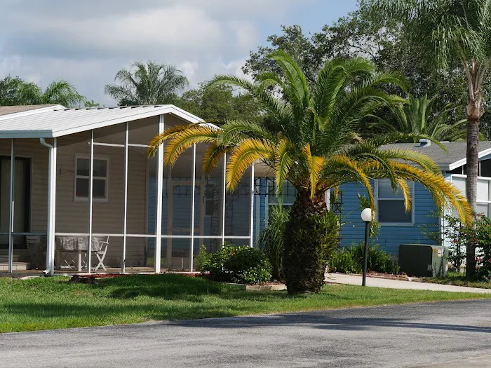 Crystal Lake - Zephyrhills Picture 8