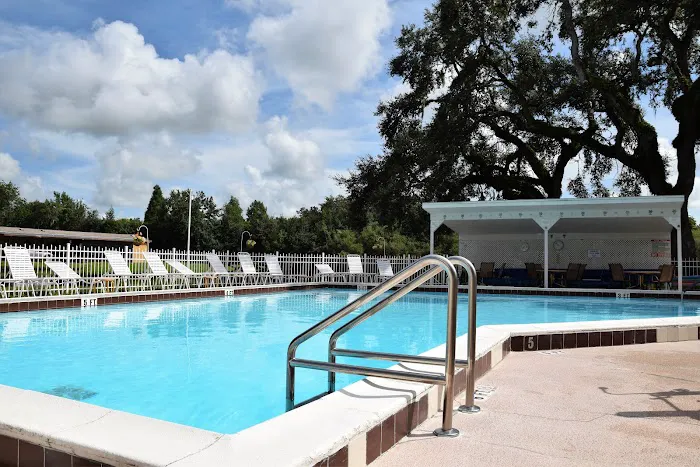 Arbor Oaks Mobile Home Park Picture 7