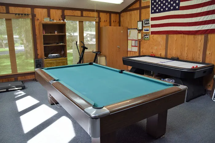 Arbor Oaks Mobile Home Park Picture 10