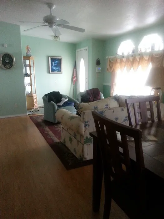 Sunnyside Mobile Home Park Picture 2