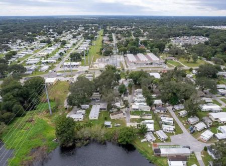 Little Lake Court RV Park