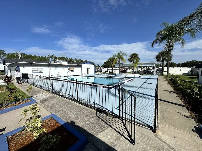 Florida Camp Inn RV Park Picture 5