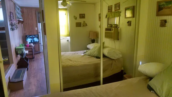 Florida Camp Inn RV Park Picture 2