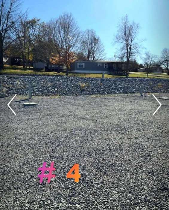 Rockcastle RV Picture 10