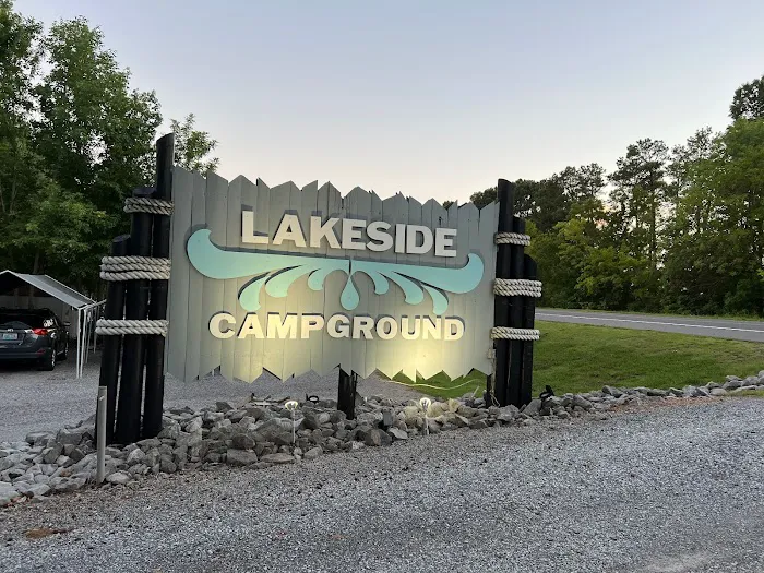 Lakeside Campground and Marina Picture 2