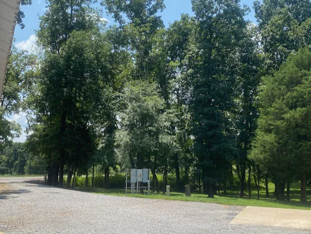 Studlee's RV Park Picture 2