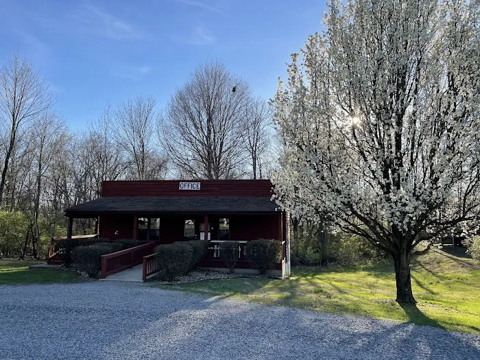 Hilltop Campground Picture 3