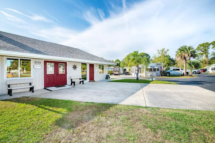 Holiday Village RV Park | Titusville, FL Picture 8