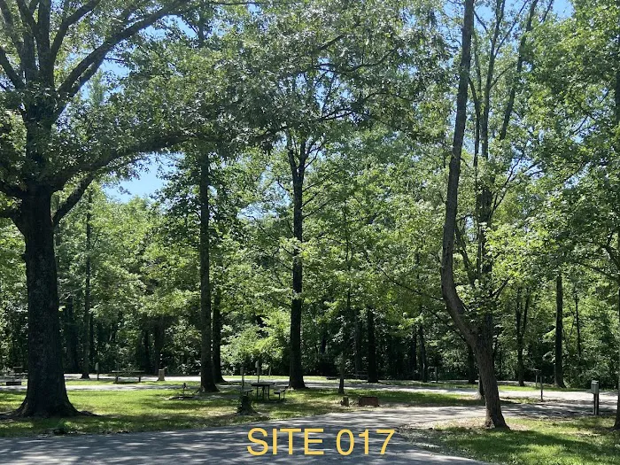 Giant City Class A Campground Picture 4