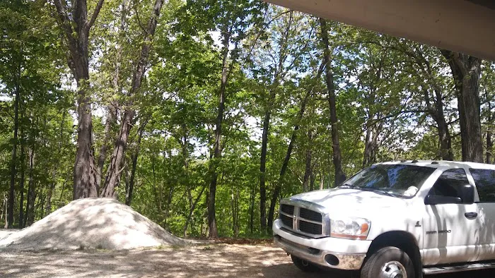 At Ease RV Park Picture 3