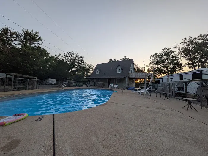 Compton Ridge RV Park and Lodge Picture 5