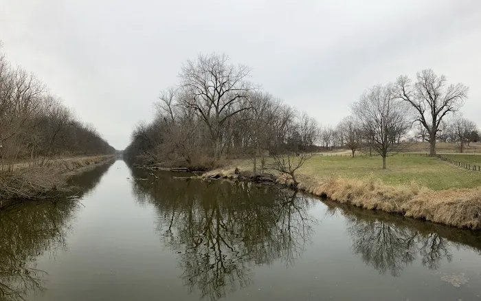 Hennepin Canal - Bridge 14 Campground Picture 4