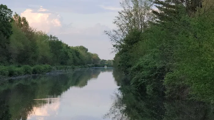 Lock 22 Camping Picture 8