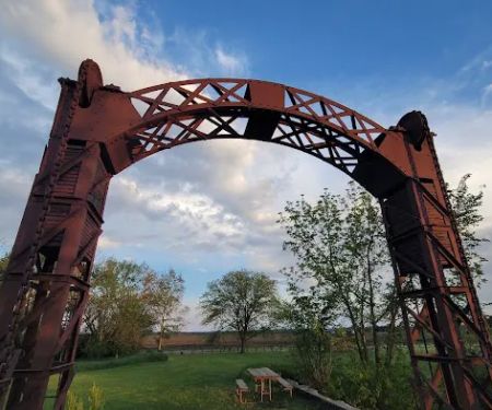 Lock 22 Camping